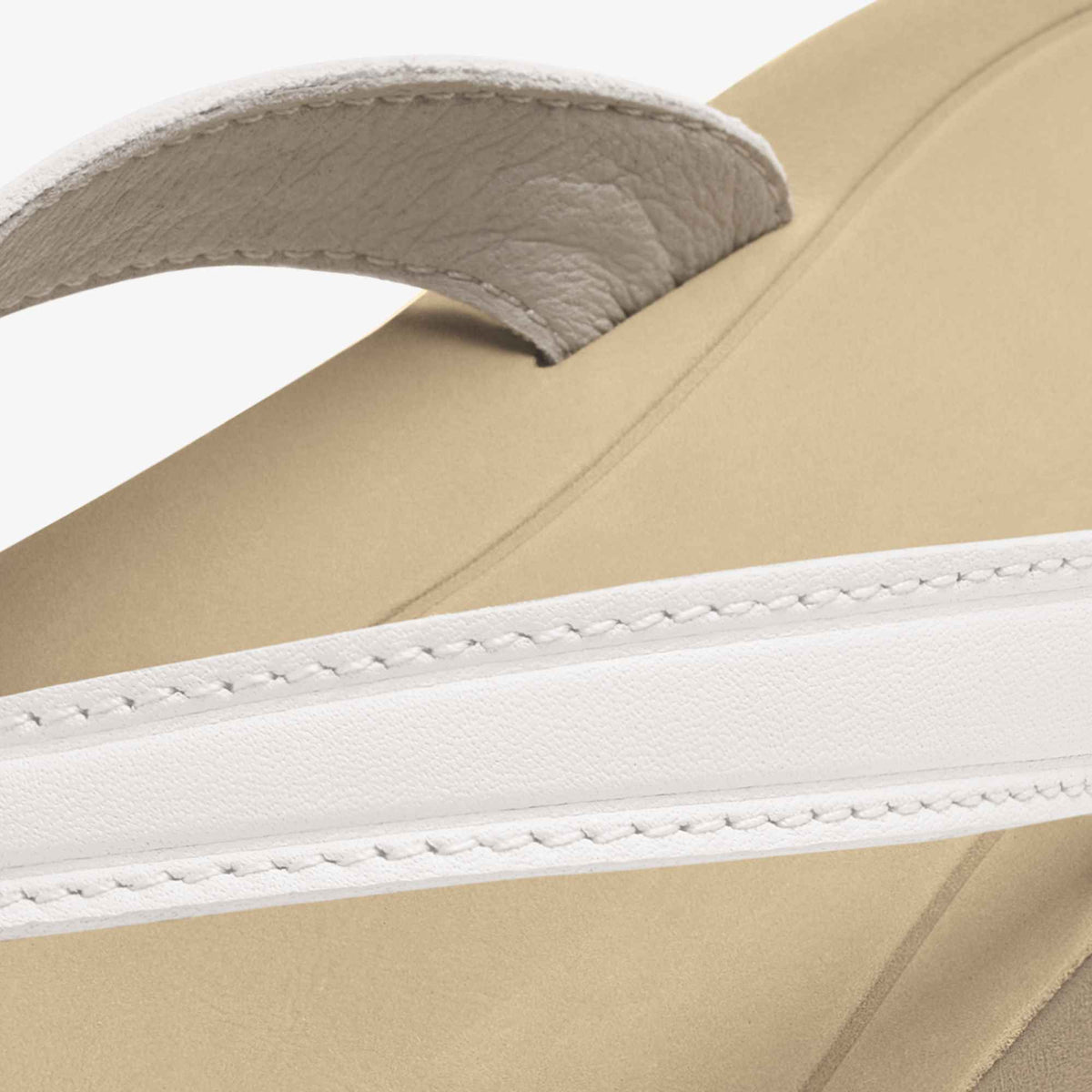 OluKai Women|New Arrivals | Southshore - Bright White / Warm Sand