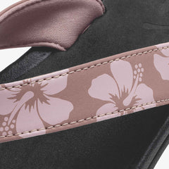 OluKai Women|New Arrivals | ‘Ohana - Coral Rose / Pua