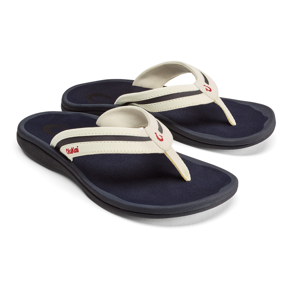 OluKai Women|New Arrivals | ʻOhana Palua - White Sand / Americana