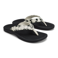 OluKai Women | ‘Ohana Women's Best Selling Beach Sandals - Lava Rock / Pa‘i