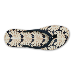 OluKai Women|New Arrivals | ‘Uiki - Trench Blue / Pa‘i