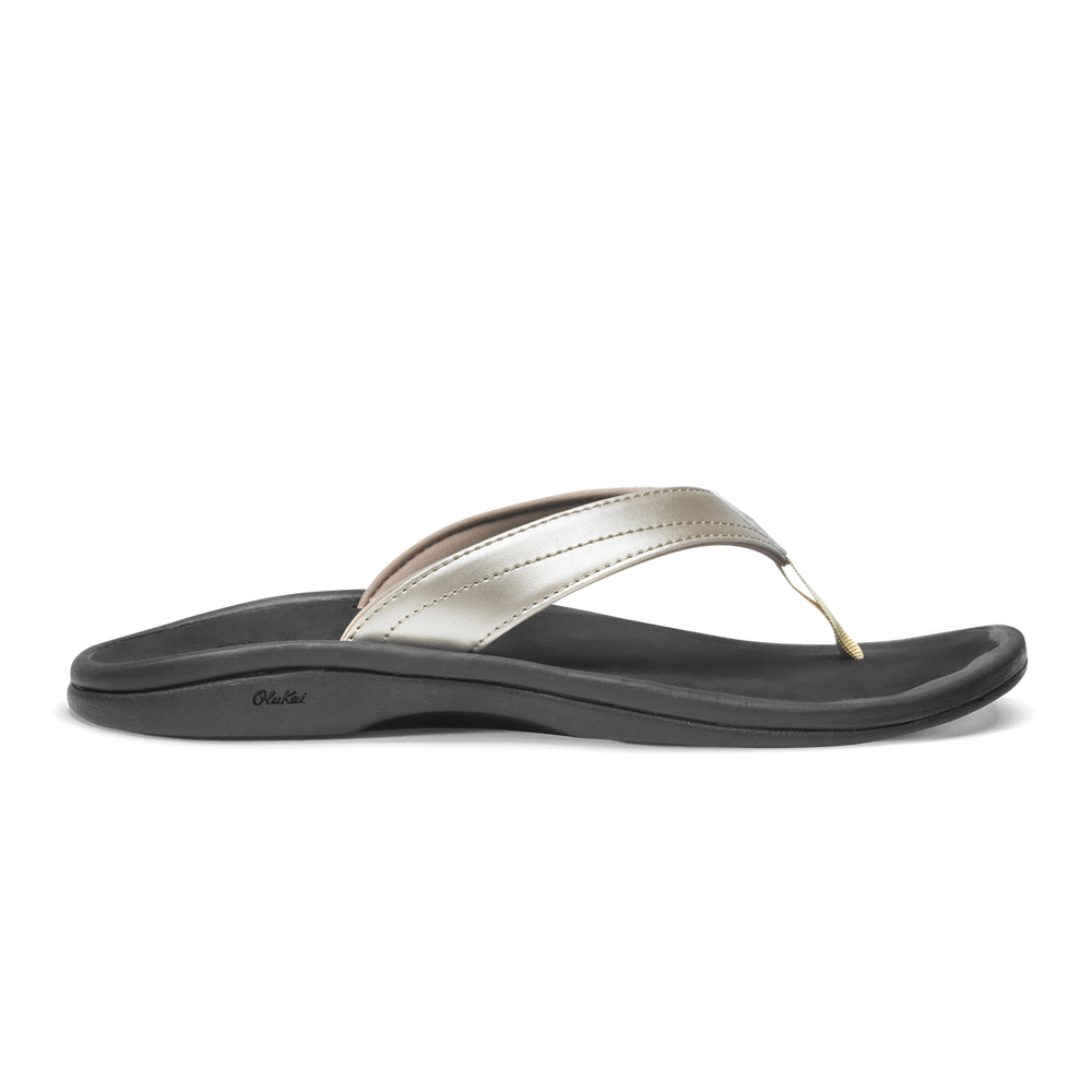 OluKai Women | OluKai ‘Ohana - Bubbly / Black | Women's Beach Sandals