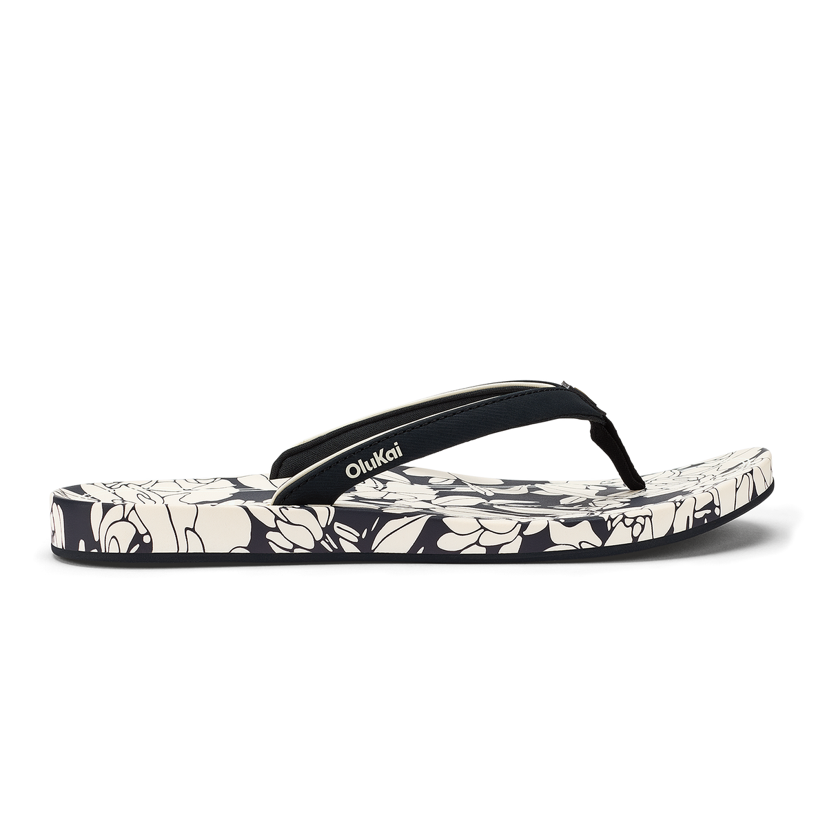 OluKai Women | ‘Uiki Women’s Everyday Beach Sandals - Lava Rock / Pa‘i