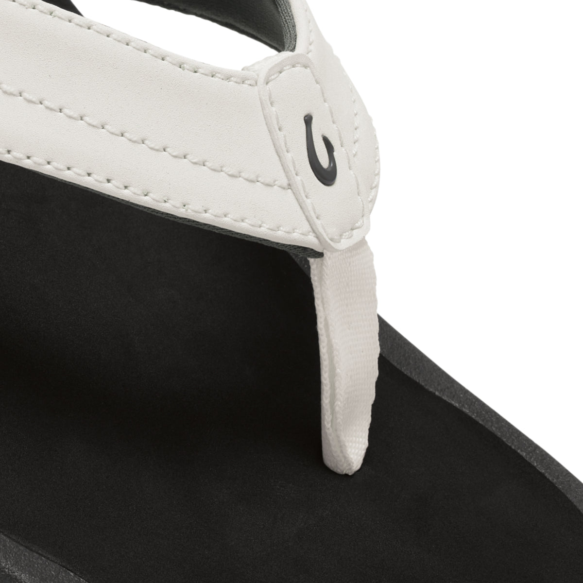 OluKai Women|New Arrivals | ‘Ohana - Bright White / Black