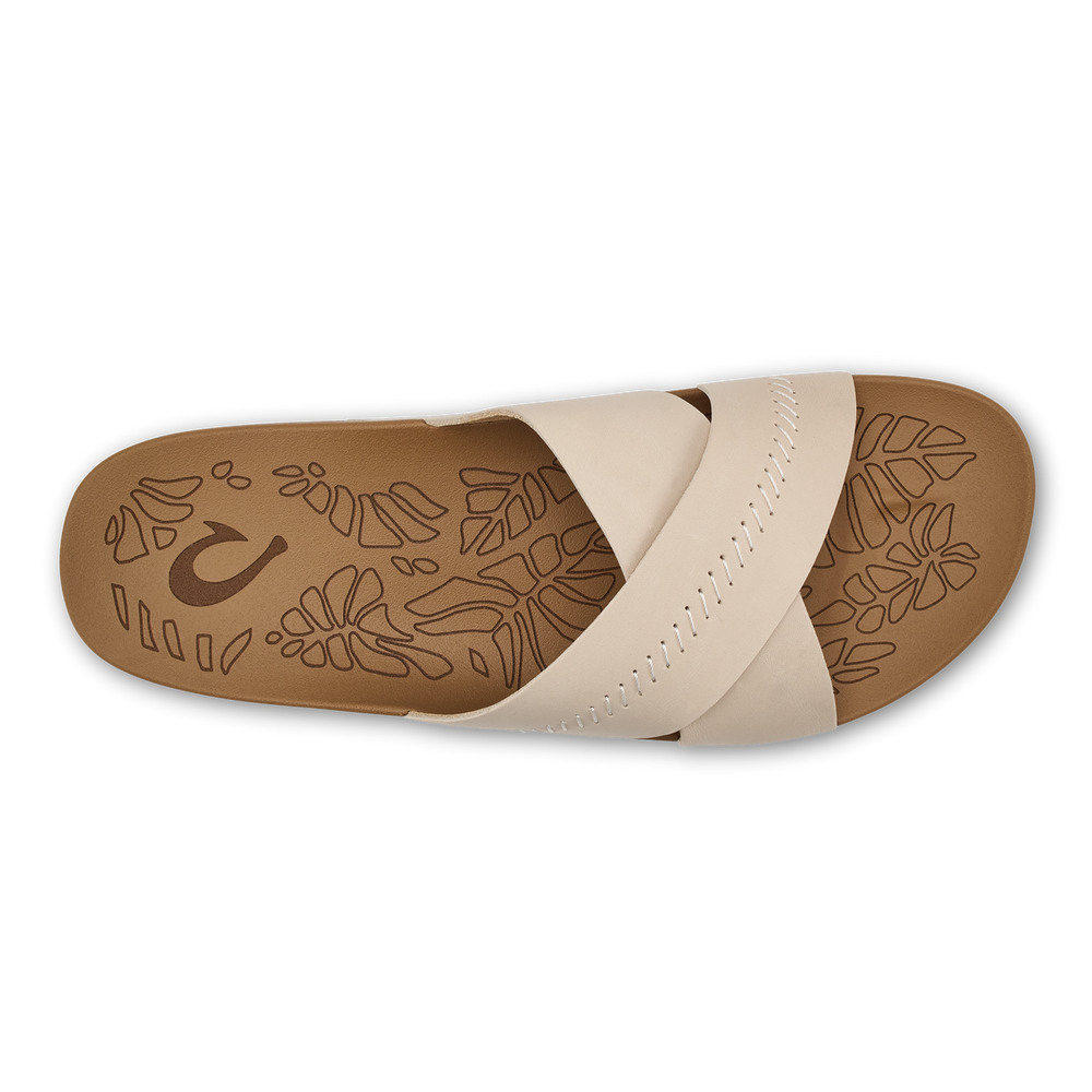 OluKai Women | Kipe‘a ‘Olu Women‘s Slide Sandals - Puka / Tan