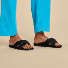 OluKai Women | Hila Women’s Beach Slide Sandals - Black