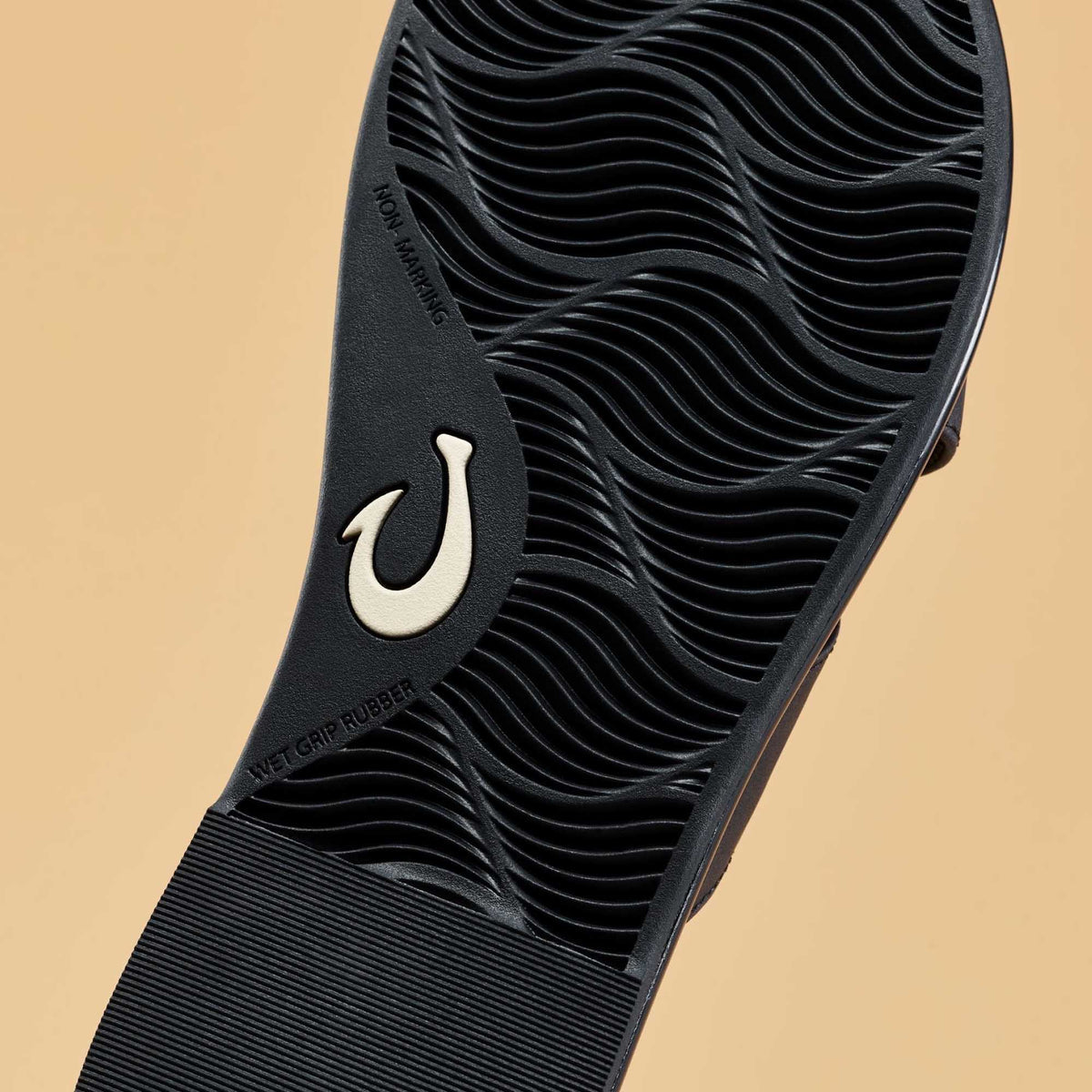 OluKai Women | La‘i Slide Women’s Slide Beach Sandals - Lava Rock