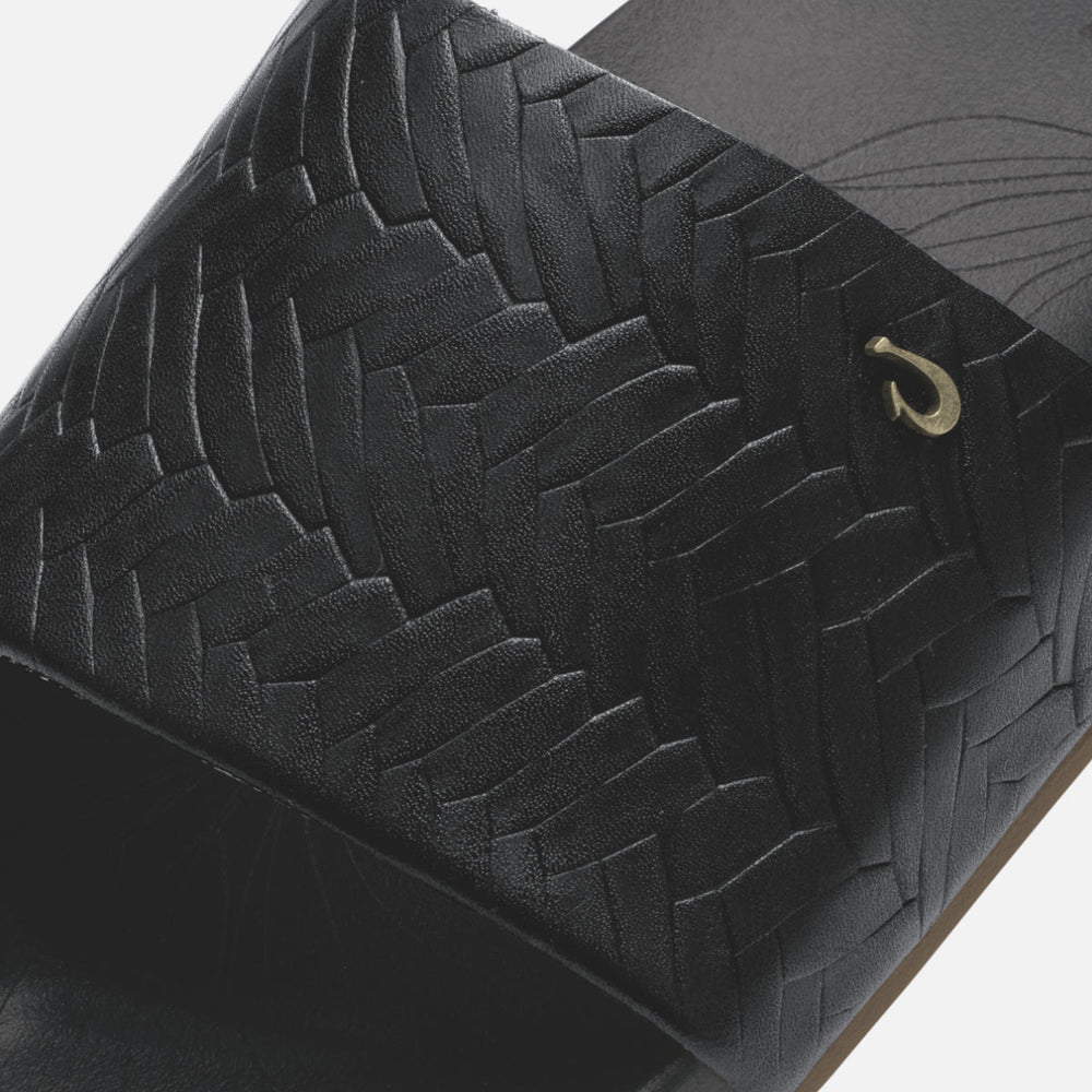 OluKai Women|New Arrivals | Kipeʻa Pono - Black / Weave